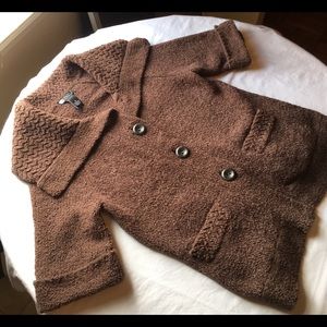 Wood brown sweater